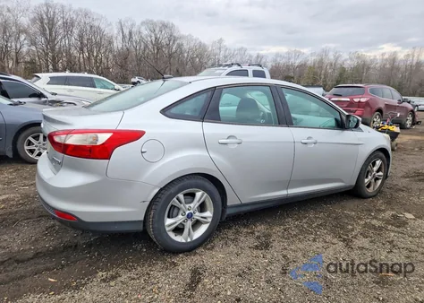 2014 Ford Focus Se z USA, uszkodzony, nr VIN 1FADP3F25EL104695
